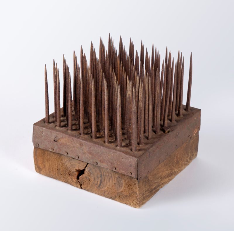 cardador de lli [eina], segona meitat segle XIX - primer quart segle XX