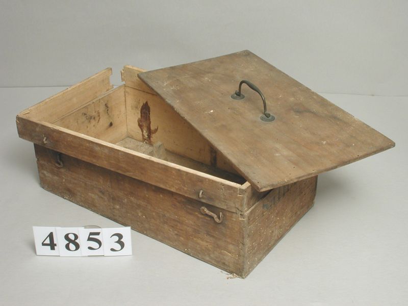 estoig de material de laboratori [estoig], Malligand, E., Espouy, Crespin, contemporani