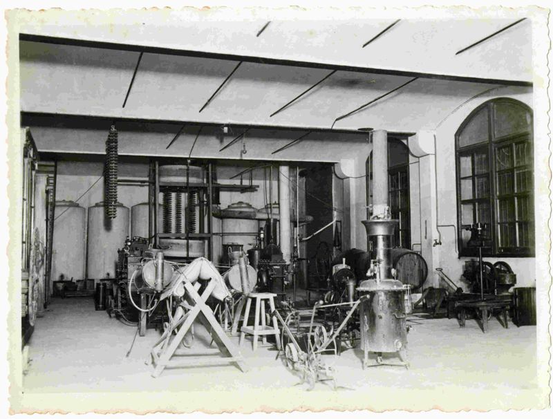 sulfatadora de bast [sulfatadora], finals segle XIX - primer quart segle XX