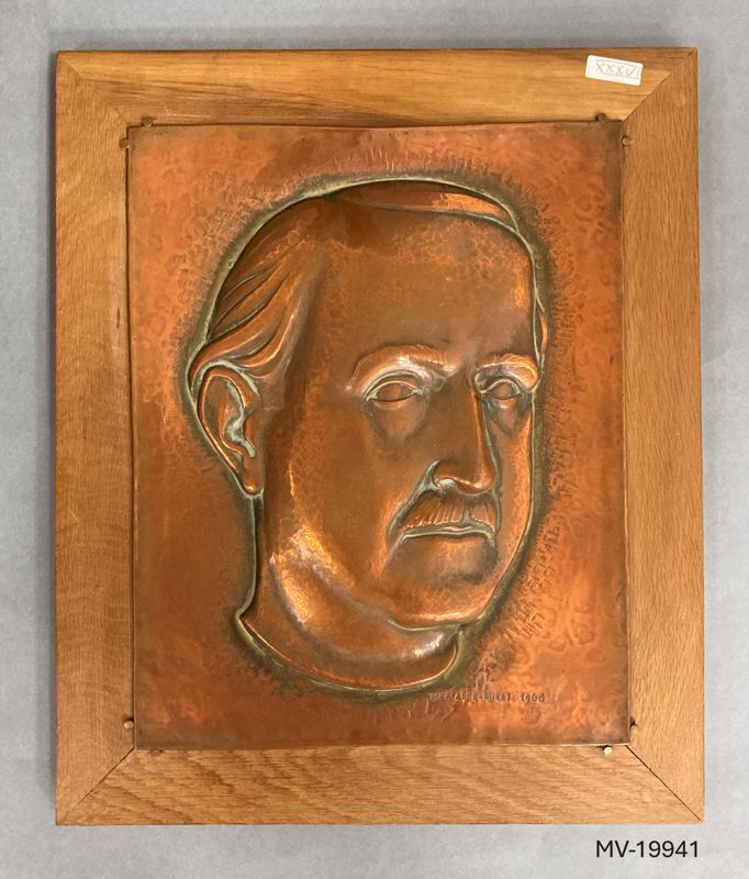 Autorretrat [relleu], Mercader Miret, Jaume, 1940 - 1999